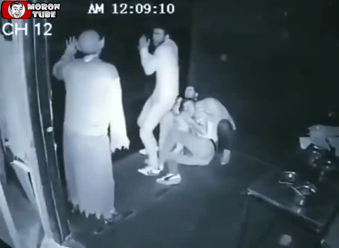 Video :Three males get frightened while playing an escape game